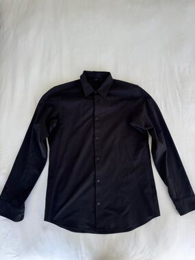 lululemon athletica Men's Black Long-Sleeve Button Shirt